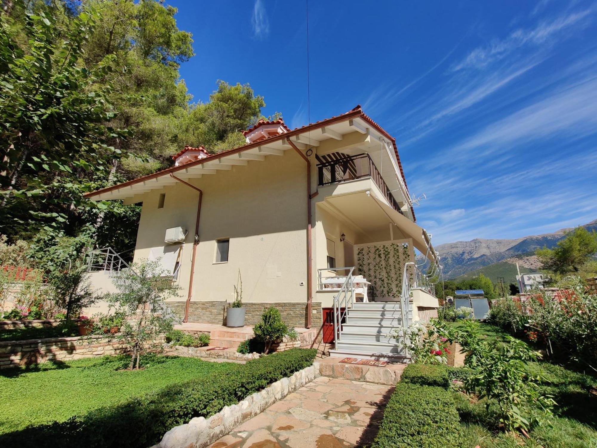 Villa Vasil Mertiri Himare Exterior photo